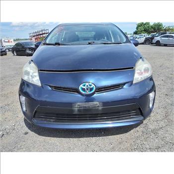 2013 Toyota Prius (Hartford, CT 06114)