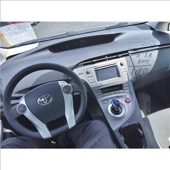 2013 Toyota Prius (Hartford, CT 06114)