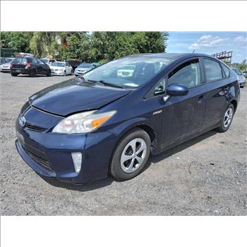 2013 Toyota Prius (Hartford, CT 06114)
