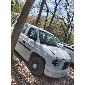 2014 AM GENERAL MV1 (Staten Island, NY 10309)