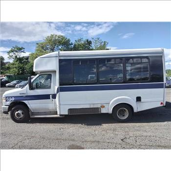 2014 Ford E-350 (Hartford, CT 06114)