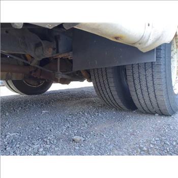 2014 Ford E-350 (Hartford, CT 06114)