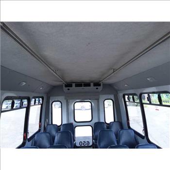 2014 Ford E-350 (Hartford, CT 06114)
