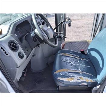 2014 Ford E-350 (Hartford, CT 06114)