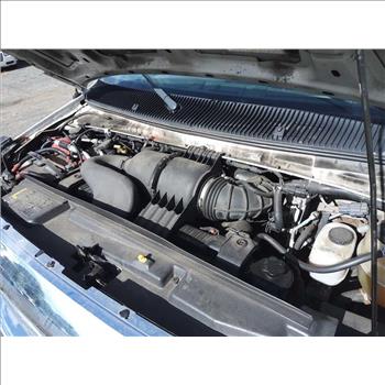 2014 Ford E-350 (Hartford, CT 06114)