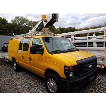 2014 Ford Econoline (Staten Island, NY 10309)