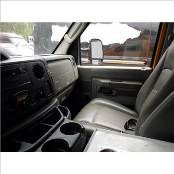 2014 Ford Econoline (Staten Island, NY 10309)