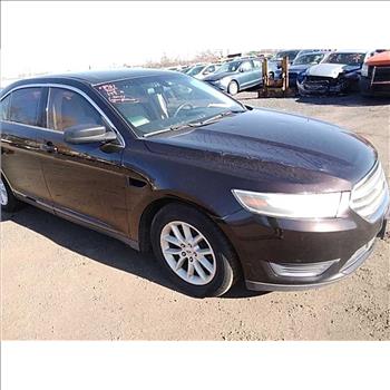 2014 Ford Taurus (Hartford, CT 06114)