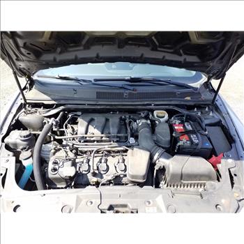 2014 Ford Taurus (Hartford, CT 06114)