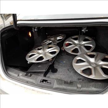 2014 Ford Taurus (Hartford, CT 06114)