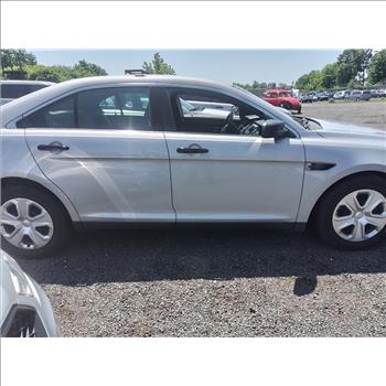 2014 Ford Taurus (Hartford, CT 06114)