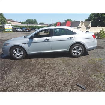 2014 Ford Taurus (Hartford, CT 06114)