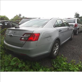 2014 Ford Taurus (Hartford, CT 06114)