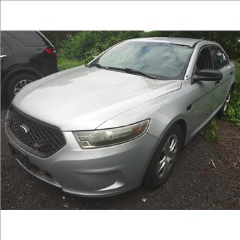 2014 Ford Taurus (Hartford, CT 06114)