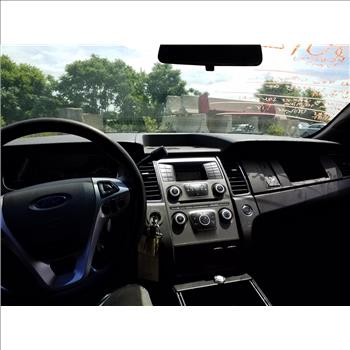 2014 Ford Taurus (Hartford, CT 06114)
