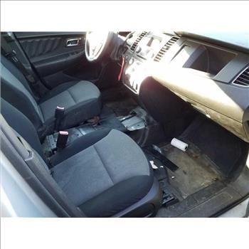 2014 Ford Taurus (Hartford, CT 06114)