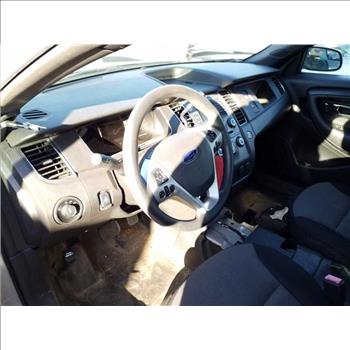 2014 Ford Taurus (Hartford, CT 06114)