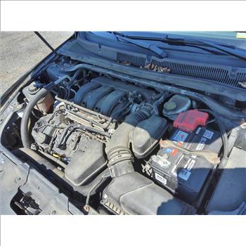2014 Ford Taurus (Hartford, CT 06114)