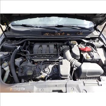 2014 Ford Taurus (Hartford, CT 06114)