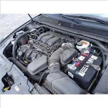 2014 Ford Taurus (Hartford, CT 06114)