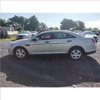 2014 Ford Taurus (Hartford, CT 06114)