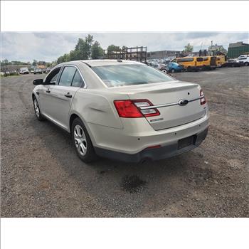 2014 Ford Taurus (Hartford, CT 06114)