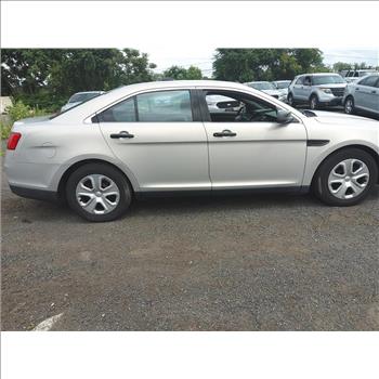 2014 Ford Taurus (Hartford, CT 06114)
