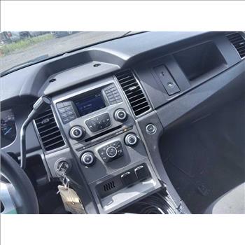 2014 Ford Taurus (Hartford, CT 06114)