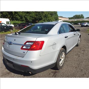 2014 Ford Taurus (Hartford, CT 06114)