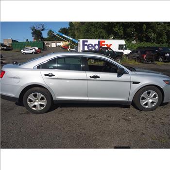 2014 Ford Taurus (Hartford, CT 06114)