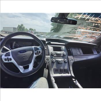 2014 Ford Taurus (Hartford, CT 06114)