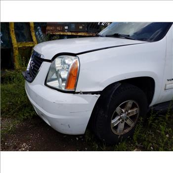 2014 GMC Yukon (Staten Island, NY 10309)