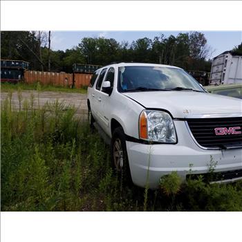 2014 GMC Yukon (Staten Island, NY 10309)