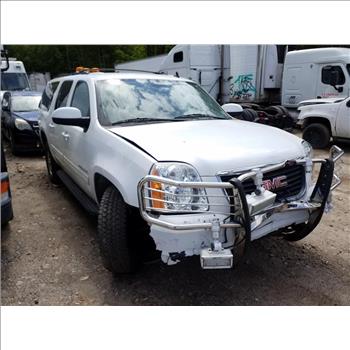 2014 GMC Yukon (Staten Island, NY 10309)
