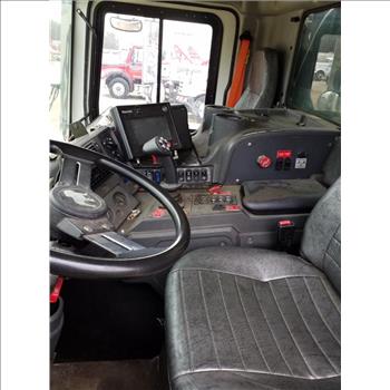 2014 Mack MRU613 (Staten Island, NY 10309)