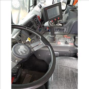 2014 Mack MRU613 (Staten Island, NY 10309)