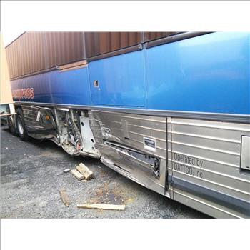 2014 MCI D4500FT (Hartford, CT 06114)