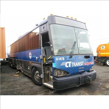 2014 MCI D4500FT (Hartford, CT 06114)