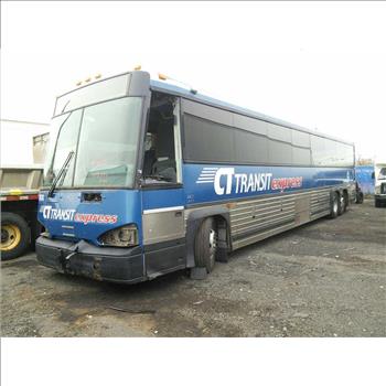 2014 MCI D4500FT (Hartford, CT 06114)