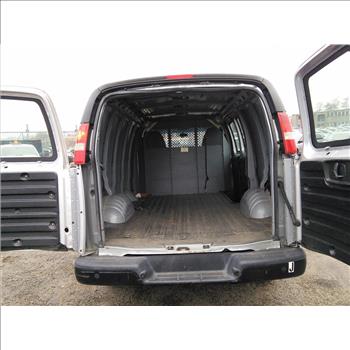 2015 Chevrolet Express (Hartford, CT 06114)