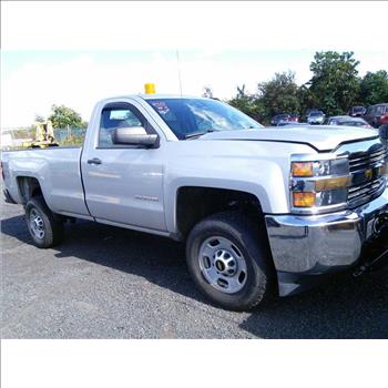 2015 Chevrolet Silverado w/Plow (Hartford, CT 06114)