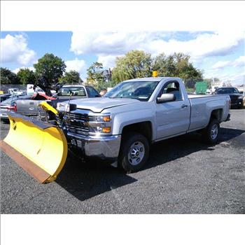 2015 Chevrolet Silverado w/Plow (Hartford, CT 06114)