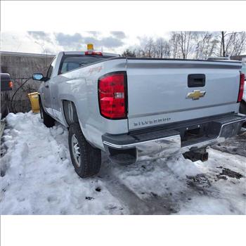 2015 Chevrolet Silverado w/Plow (Hartford, CT 06114)
