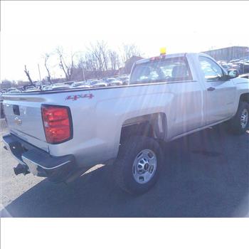 2015 Chevrolet Silverado w/Plow (Hartford, CT 06114)