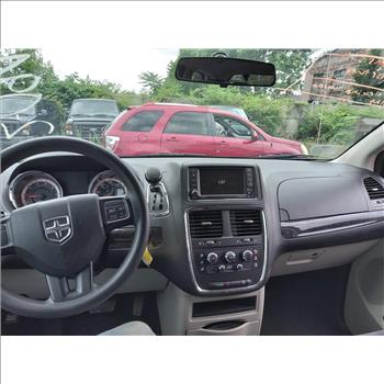 2015 Dodge Grand Caravan (Hartford, CT 06114)