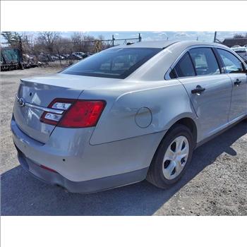 2015 Ford Interceptor (Hartford, CT 06114)