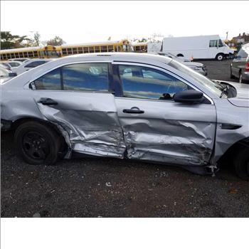 2015 Ford Taurus (Hartford, CT 06114)