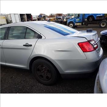 2015 Ford Taurus (Hartford, CT 06114)