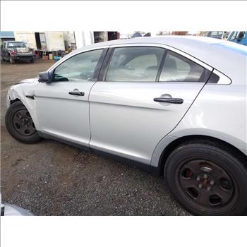 2015 Ford Taurus (Hartford, CT 06114)