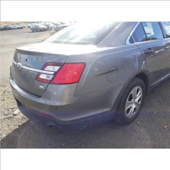 2015 Ford Taurus (Hartford, CT 06114)